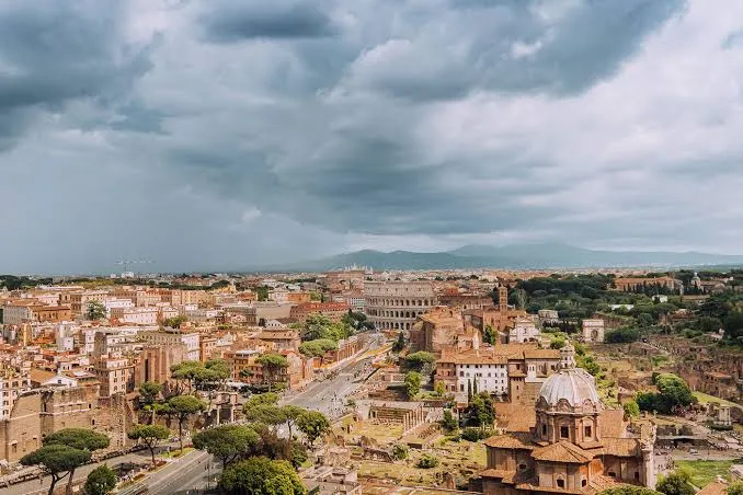 Where to Stay in Rome: Best Neighborhoods for Every Budget (2026)